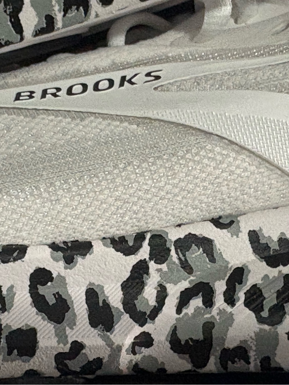 Brooks White Sneakers with Black & Gray Leopard-Print Midsole - Picture 3 of 6